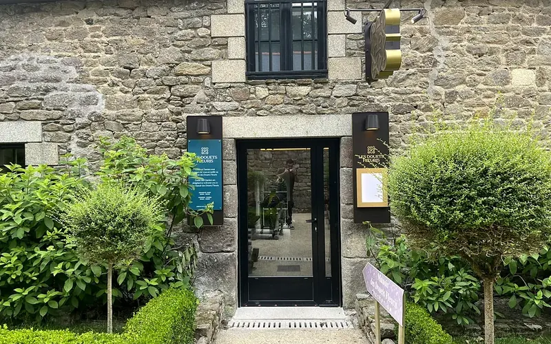 Manoir des Douets Fleuris — réalisation : hôtellerie